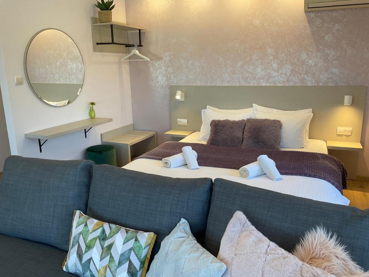 Guest Rooms Tsarevets Weliko Tarnowo Exterior foto