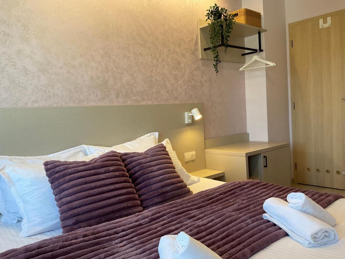 Guest Rooms Tsarevets Weliko Tarnowo Exterior foto