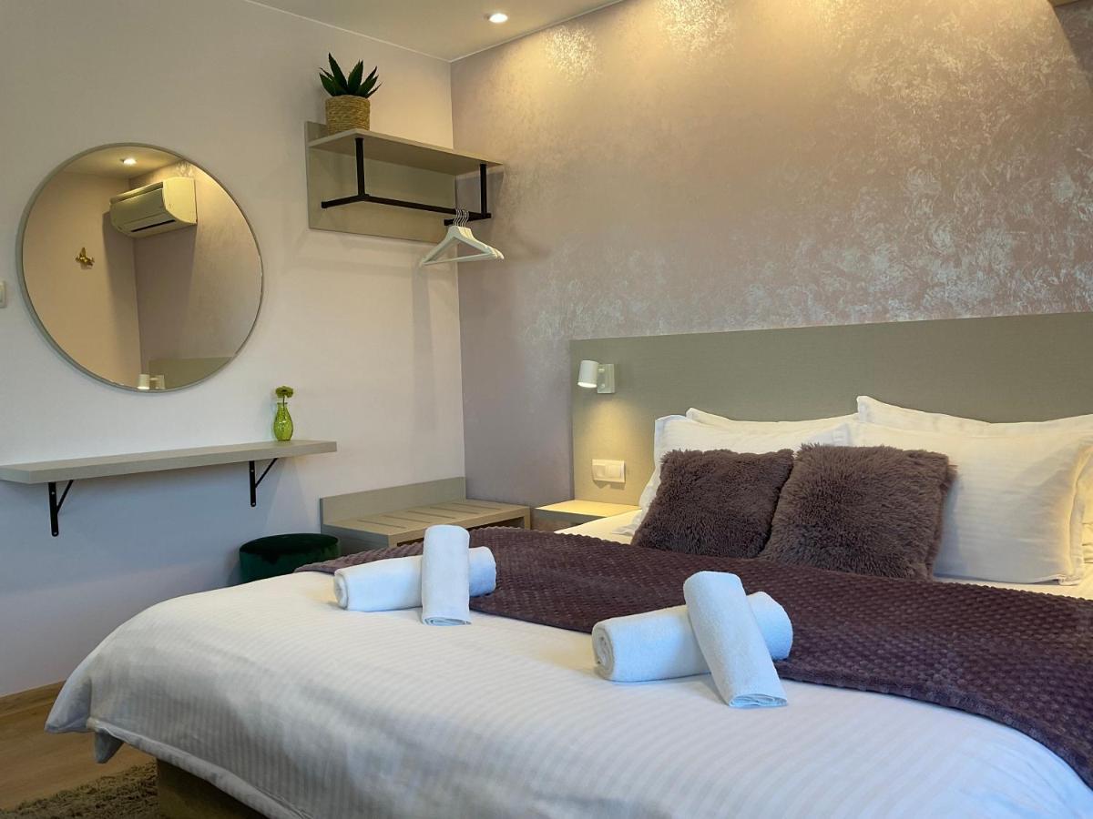 Guest Rooms Tsarevets Weliko Tarnowo Exterior foto