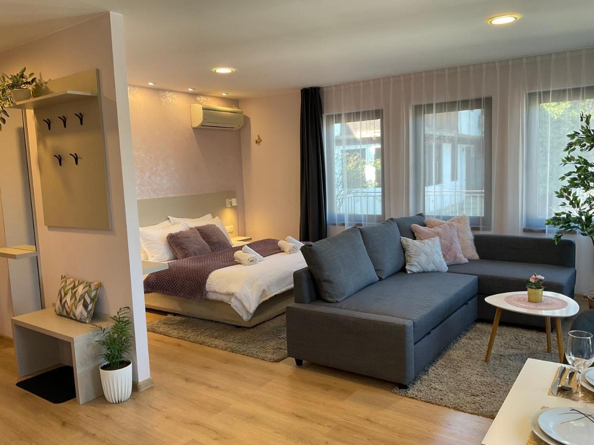 Guest Rooms Tsarevets Weliko Tarnowo Exterior foto